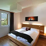 Edelweiss Alpinlodge * מטרי אין אוסטירול