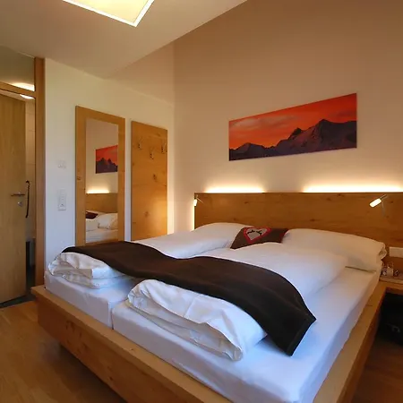 Chalet Edelweiss Alpinlodge Matrei in Osttirol