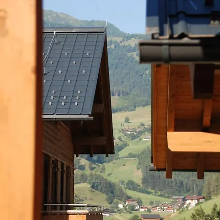 Edelweiss Alpinlodge Chalet *